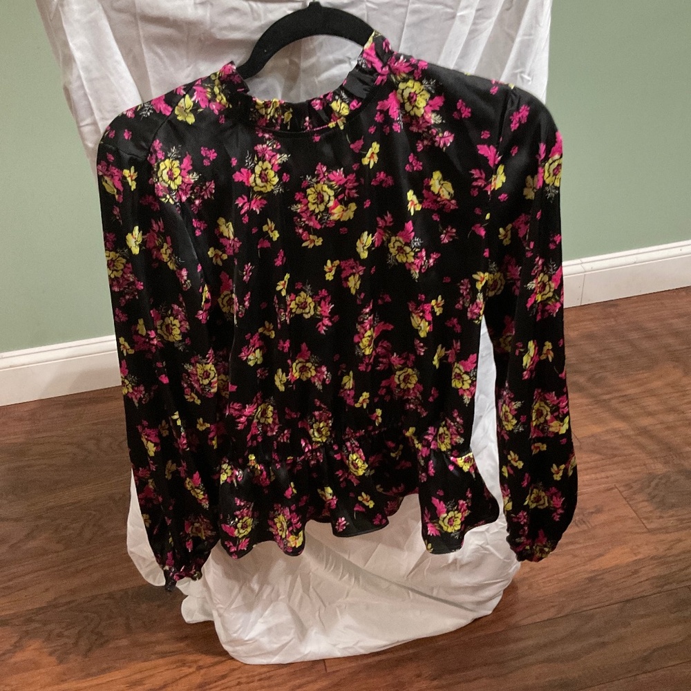 Scoop Floral